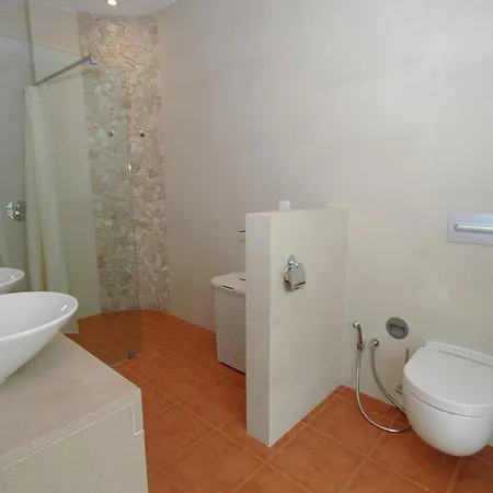 Modern In By The Sea Caldas Da Rainha
