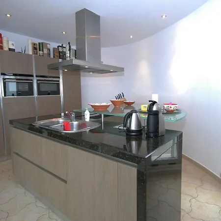 Villa Modern In By The Sea *